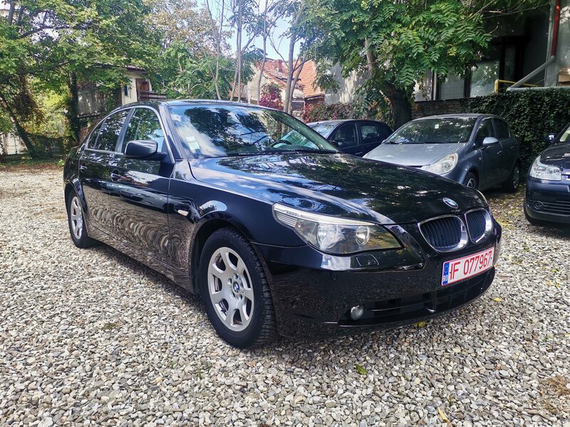 BMW 518